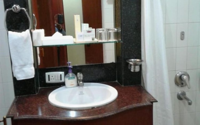 Hotel Ritz Plaza
