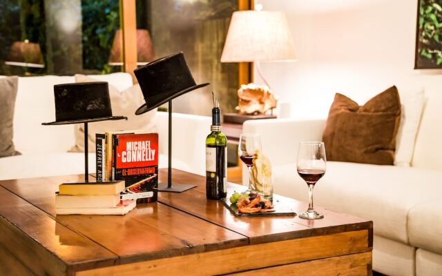 La Casa - Luxury Boutique Hotel