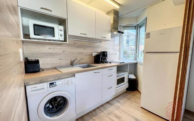 Appartement Lamalou-les-Bains, 1 pièce, 2 personnes - FR-1-451-66