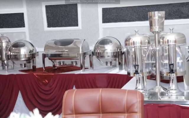 Glo-ran Hotel and Event Place