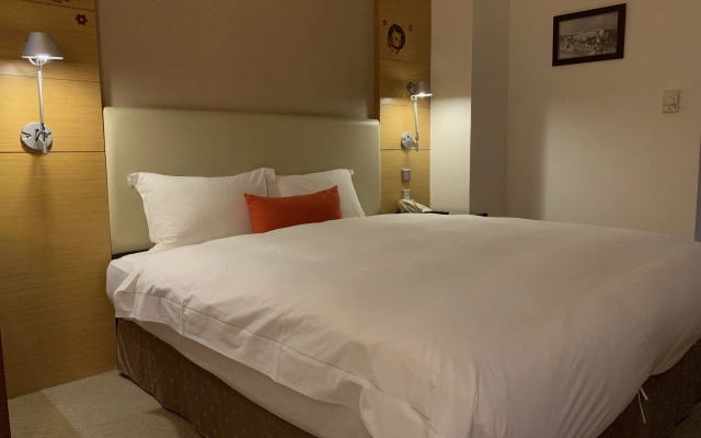 Ever Delightful Business Hotel