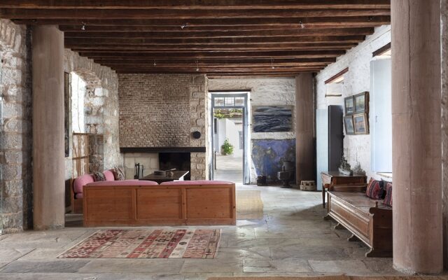 Bratsera Hotel Hydra