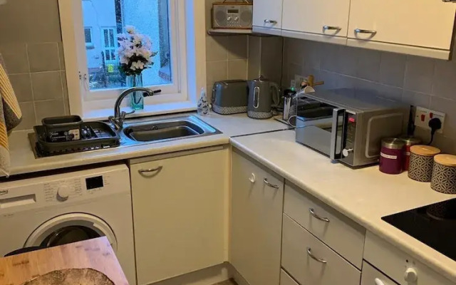 NEW Superb One Bedroom Getaway in Dysart Kirkcaldy