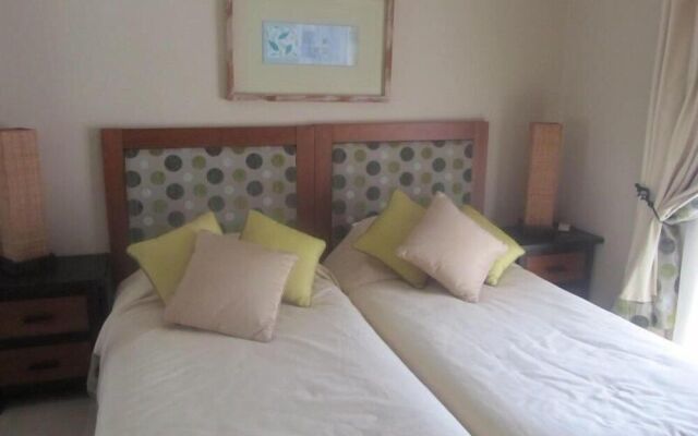Stunning 3 bed Villa With Pool- Golf & Beach