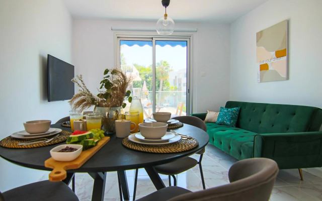 Phaedrus Living Seaside Luxury Flat Athina 21