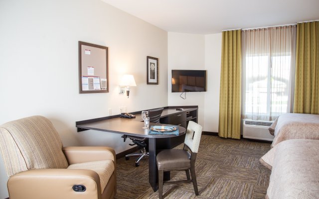 Candlewood Suites Denver North - Thornton, an IHG Hotel
