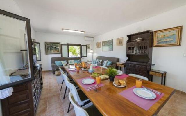 Villa Can Jaume Peso / Can Gosp