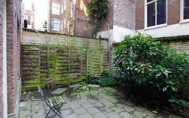 Luxury Leidseplein with Private Patio