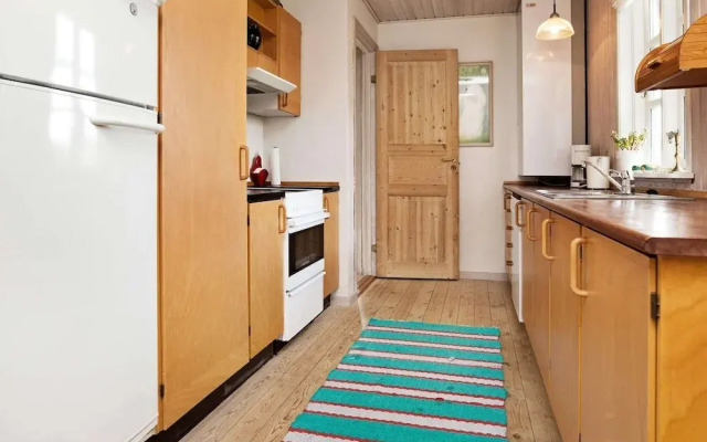 6 Person Holiday Home in Blavand
