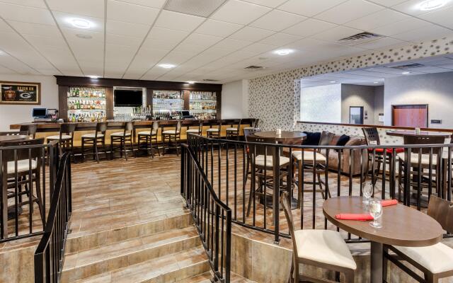 Crowne Plaza Milwaukee South by IHG