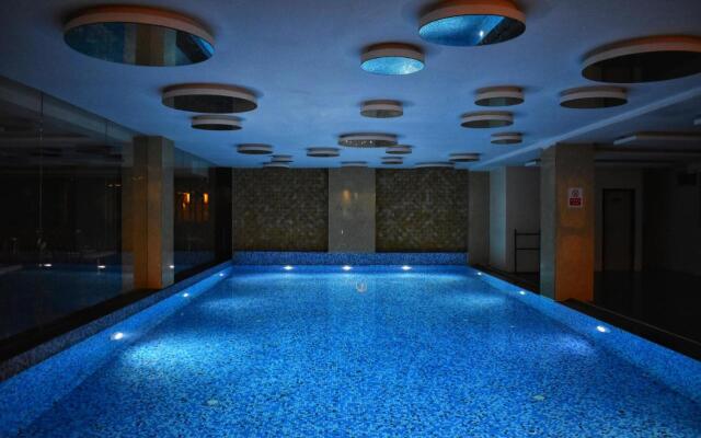 Hotel Mansha Regency