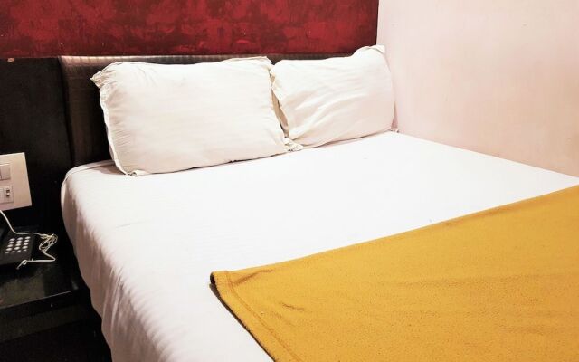 Hexa Golden Stay