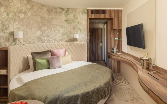 Hotel Carbona Thermal Spa