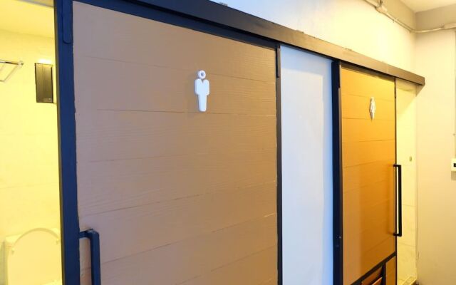 Full Moon' House - Hostel