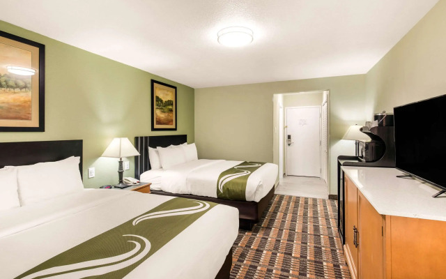Quality Inn & Suites Plano East - Richardson