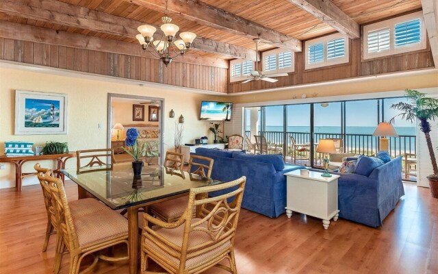 Shorewood Condos by Dream Vacation Rentals
