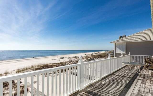 Drottningholm by Meyer Vacation Rentals