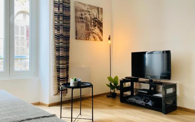 LES HALLES 2 - Hypercentre - TV ORANGE - Fibre