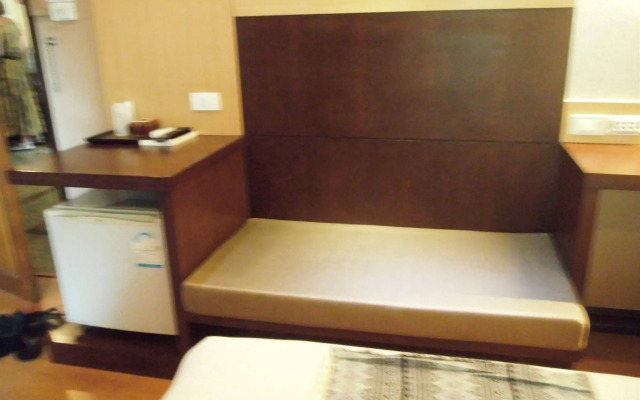 Baan Chalelarn Hotel