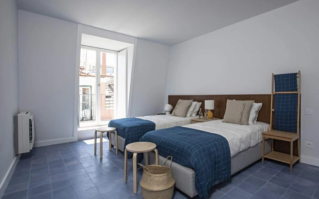 3bdr Rooftop Terrace Apartment in Bairro Alto