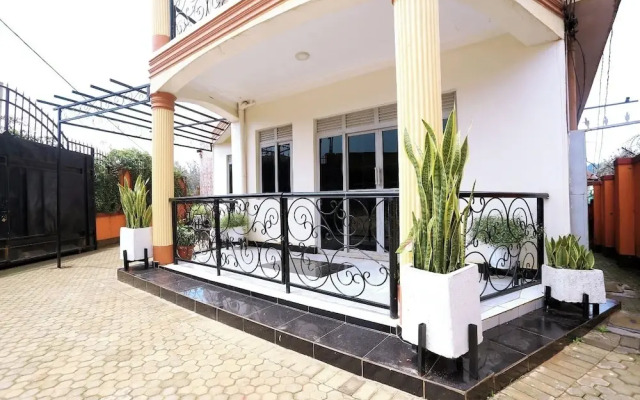 Sarai Hotel