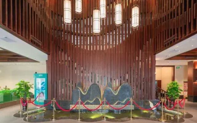 Yipin Yunjing Resort Hotel