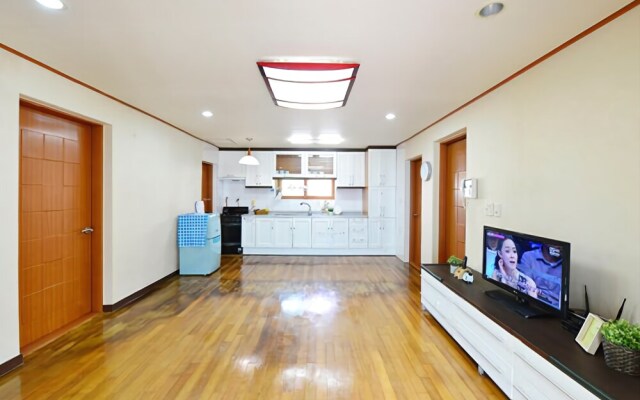 Anmyeondo Ocean View Pension