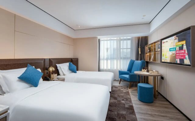 Echarm Plus Hotel