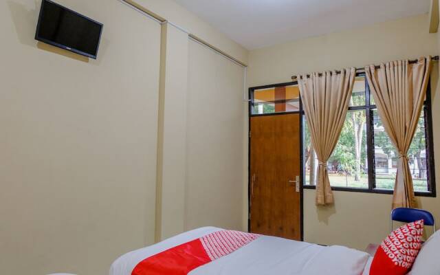 Uniga Malang Family Residence by OYO Rooms