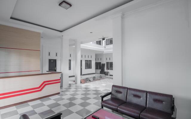 RedDoorz near Sultan Thaha Airport Jambi