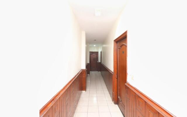 OYO 8623 Hotel Destination