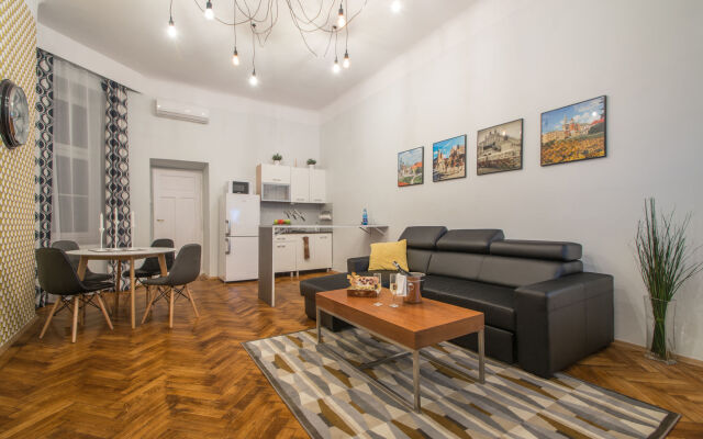 Old Town Residence BIS