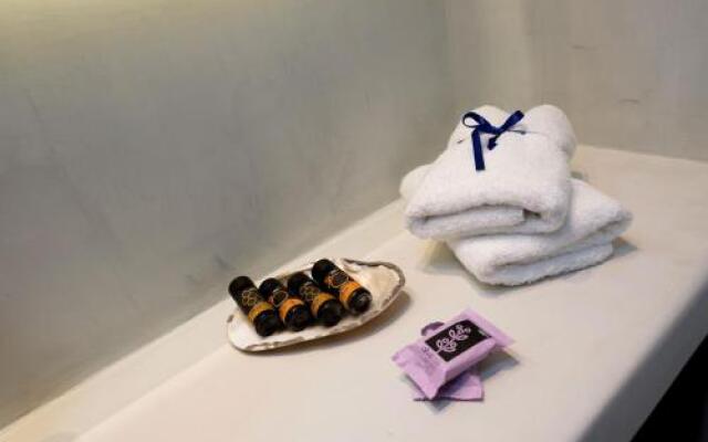 Hyades Mykonos Apartments And Studios