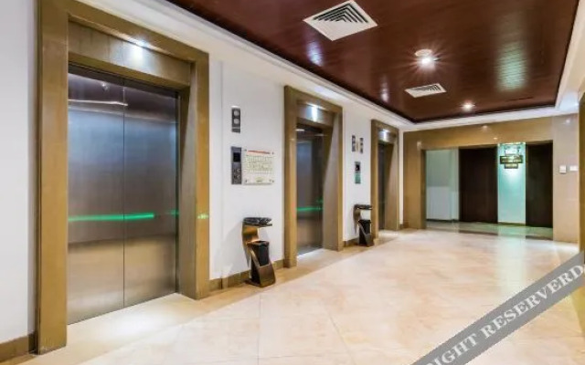 Luozhou Haiji Hotel (Yangjiang Hailing Island Dajiaowan)