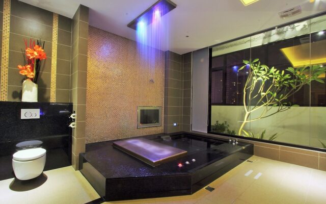 Icloud Luxury Resort and Hotel