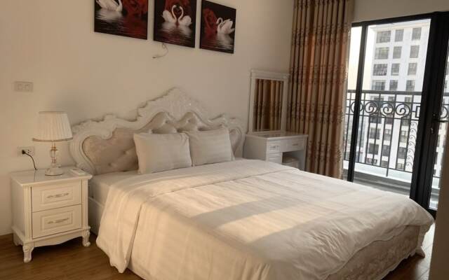 Western Hanoi Apartment - The Emerald My Dinh
