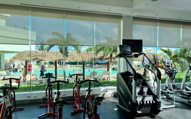 Park Royal Beach Cancún - All Inclusive