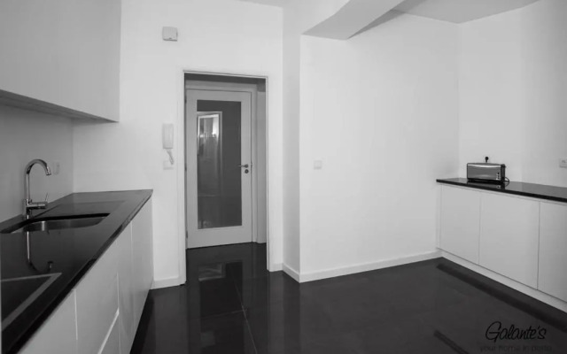 Galante & Waltrick - Downtown 3 Bedroom - Parking Downstairs - Balcony