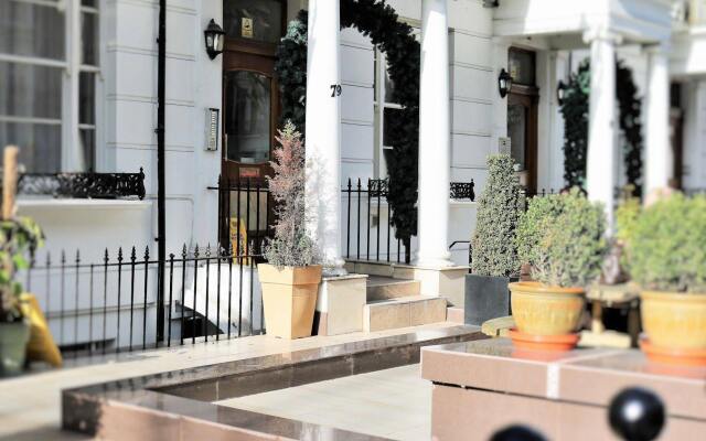 Hyde Park Quality Apartment