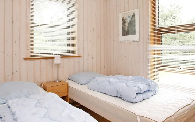 10 Person Holiday Home in Brovst