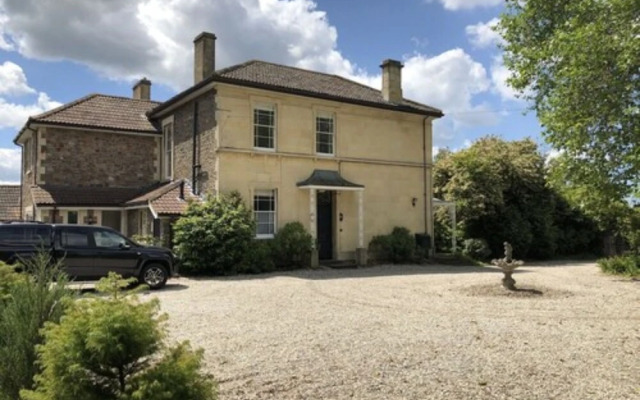Roseneath House