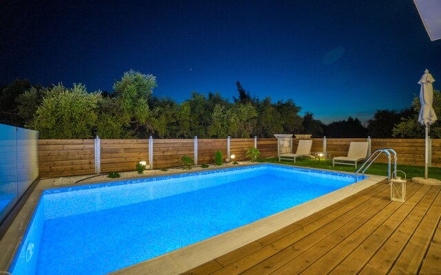 Zante Suites