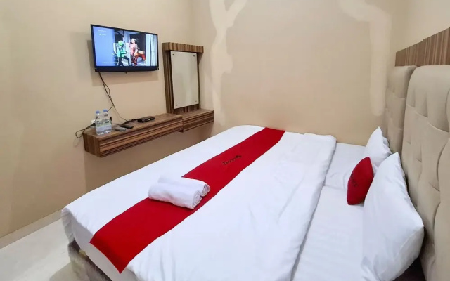 RedDoorz Syariah Near Exit Toll Pekalongan 2