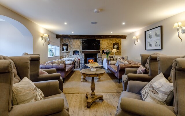 The Grousemoor Country House