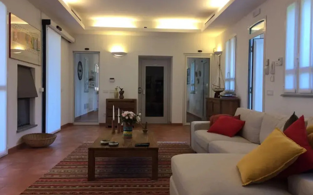 Villa Il Grotto - 3 Br Villa