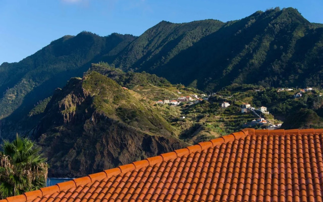 Madeira Happy Hostel