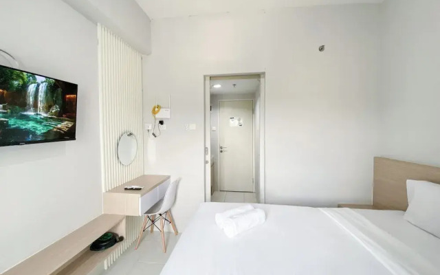 Minimalistic and Cozy Studio Amartha View Apartment