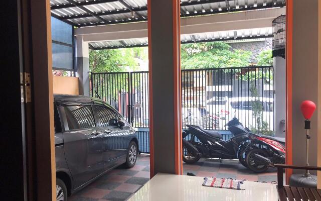 Guest House Sigura Gura 12 D