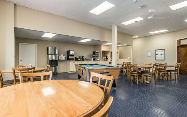 Econo Lodge