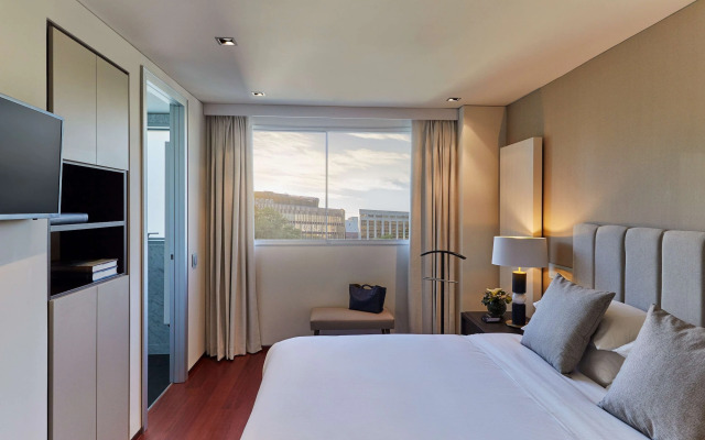 Hyatt Regency Madrid Residences